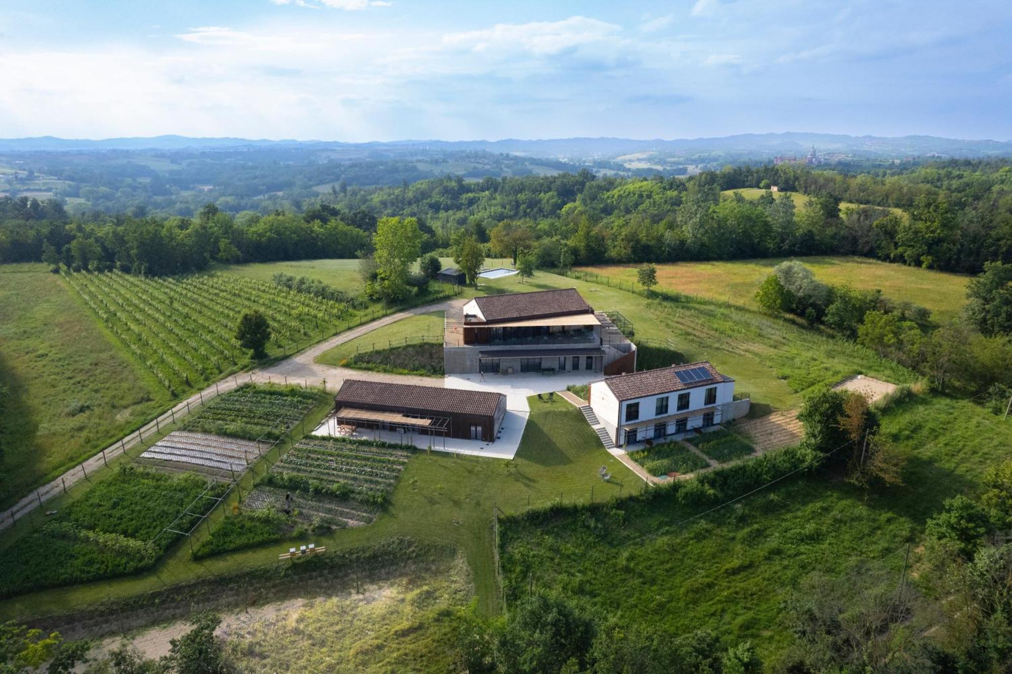 Вилла Cascina Rueral Montafia Экстерьер фото